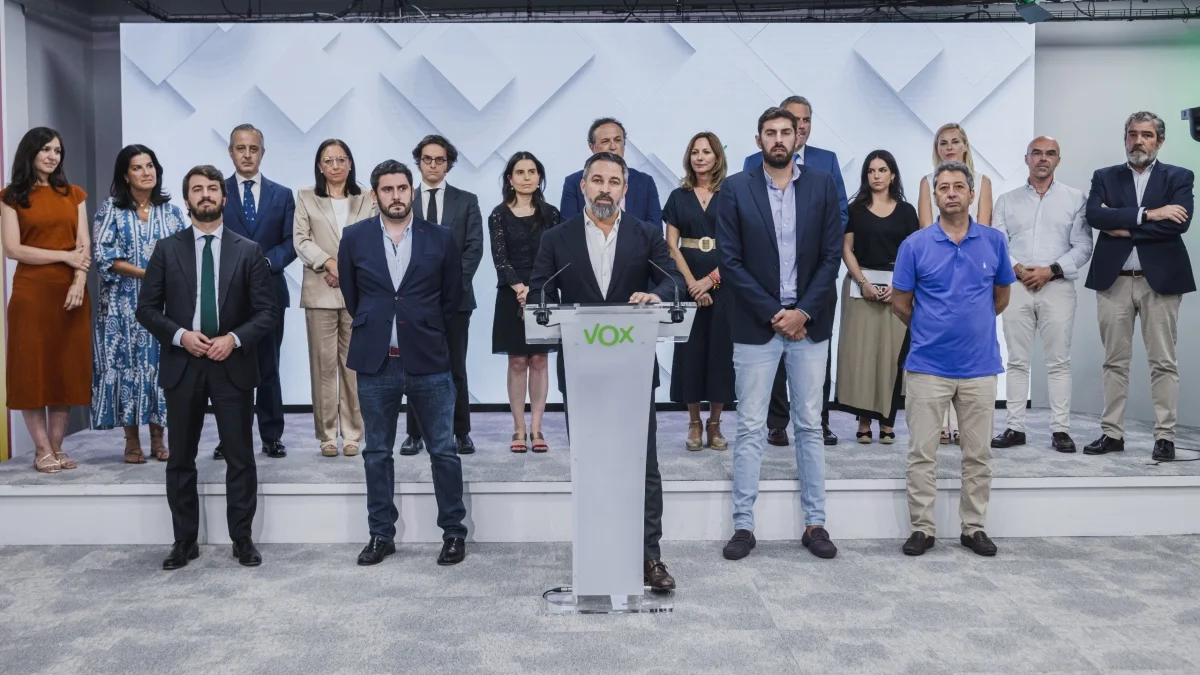 Santiago Abascal anuncia la dimisión de los vicepresidentes de Aragón, Castilla y León, Comunidad Valenciana y Murcia