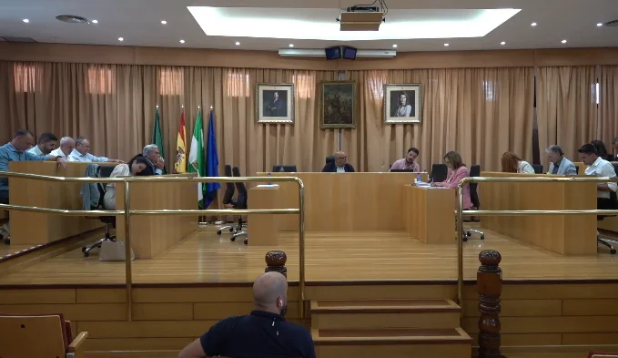 El Pleno de Vélez-Málaga aprueba un suplemento de crédito de 613,941 euros
