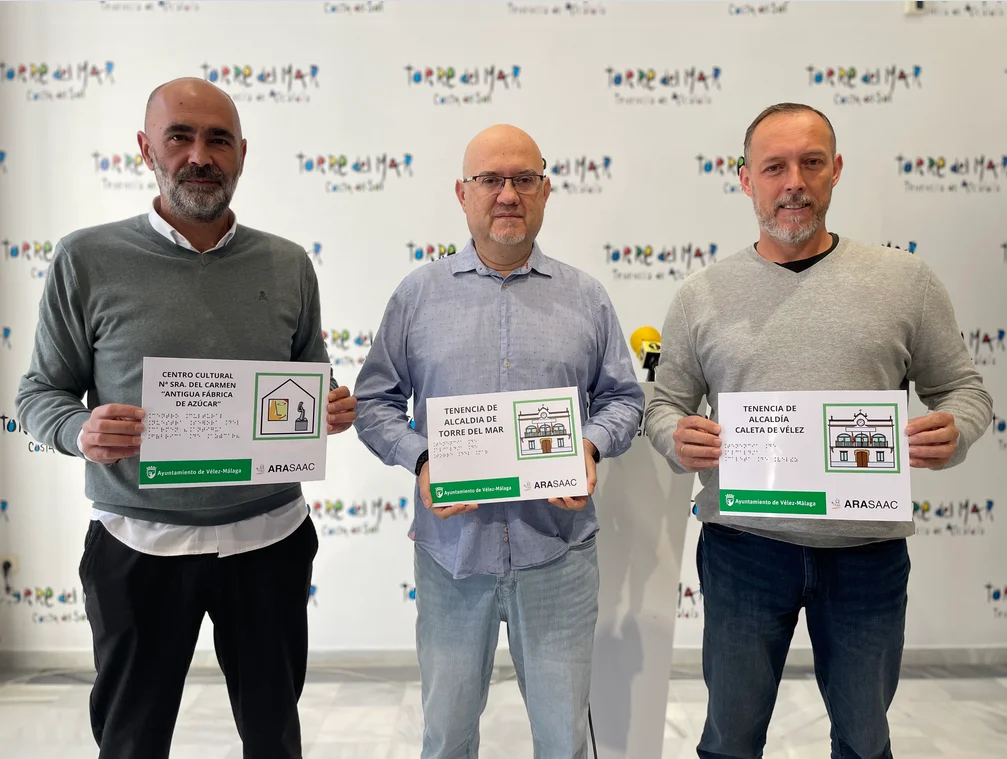 Más de quince edificios públicos en Vélez-Málaga contarán con señalización inclusiva