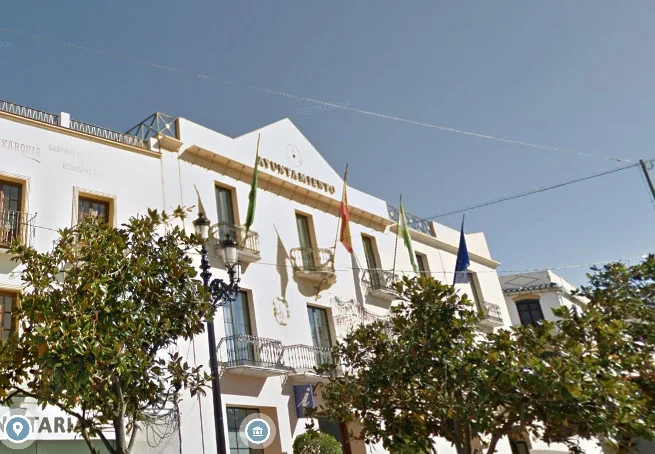 Imagen de archivo de la fachada del ayuntamiento de Vélez-Málaga