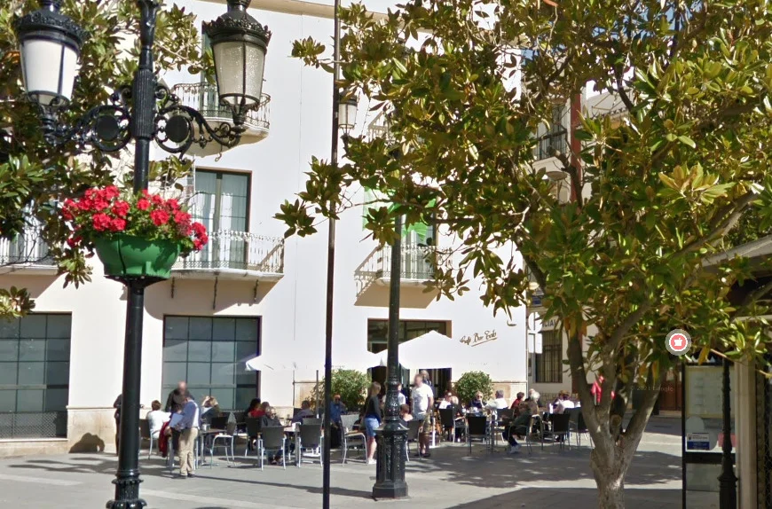 El Ayuntamiento de Vélez-Málaga pone las bases de la futura concesión administrativa del arrendamiento del céntrico bar ‘Toto’