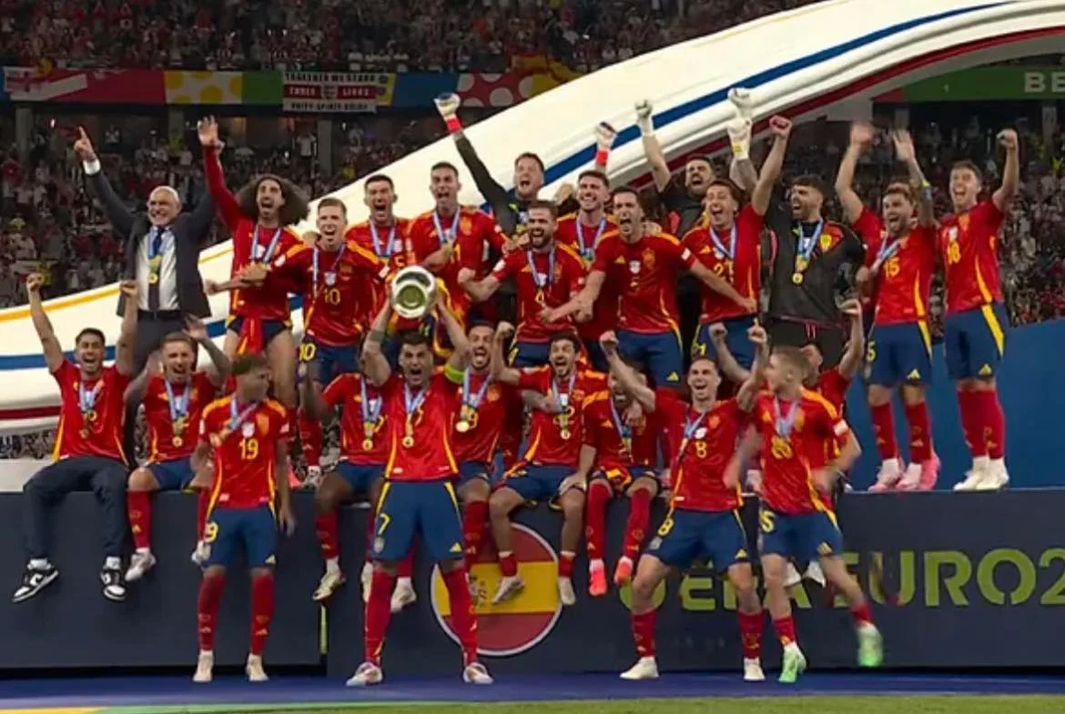 España se Corona como Reina de Europa con su Cuarta Eurocopa