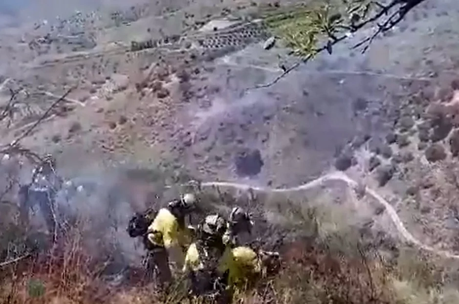 Estabilizado el incendio forestal declarado en la Loma Abajo en Canillas de Aceituno