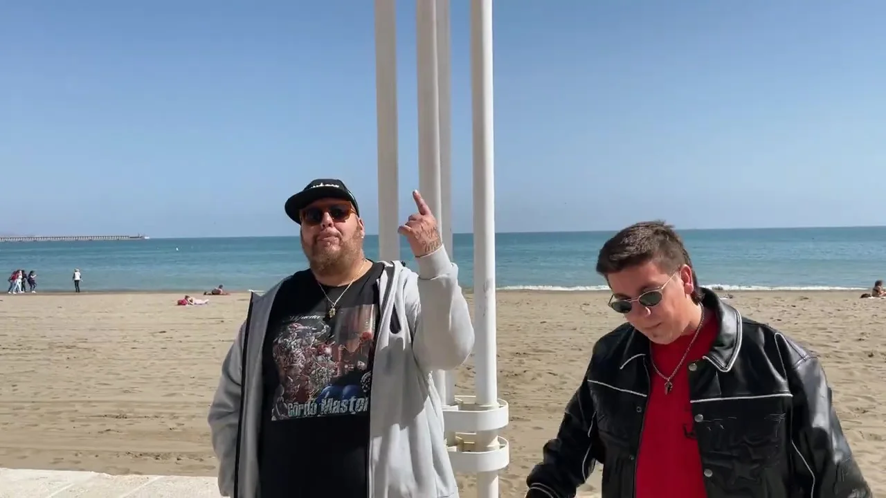 Imagen del Videoclip la Vela de mi Barco, de el Niño del Albayzín en colaboración con Gordo Master