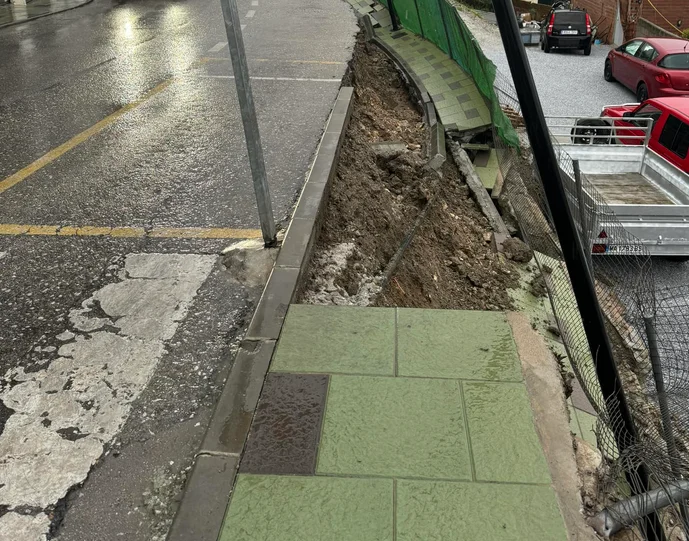 El Ayuntamiento de Cómpeta emite un llamamiento de precaución tras desprendimientos