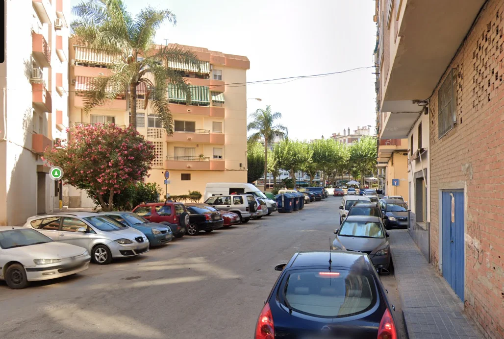 Detenido un hombre de 37 años tras apuñalar a su madre y a un hermano en  calle Domingo Heredia en Vélez-Málaga