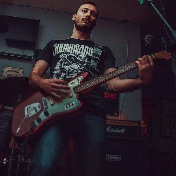 Fran Córdoba, guitarra solista y voces