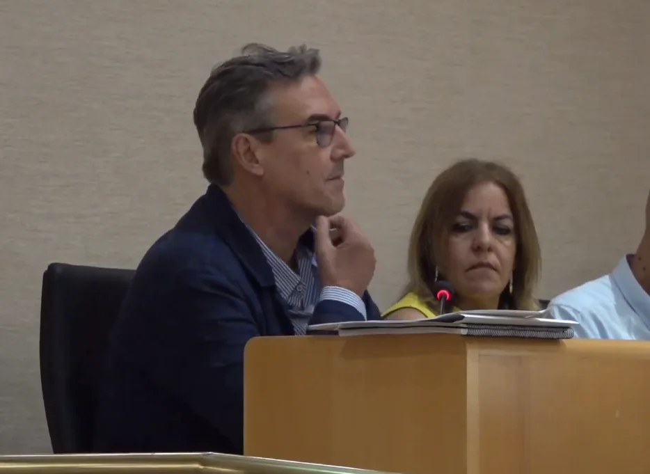 El pleno Vélez-Málaga aprueba reconocimiento extrajudicial de créditos por mayoría abrumadora