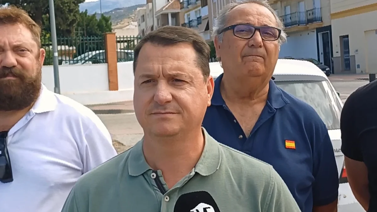 VOX Vélez-Málaga propone un nuevo edificio con cúpula deslizante para tauromaquia