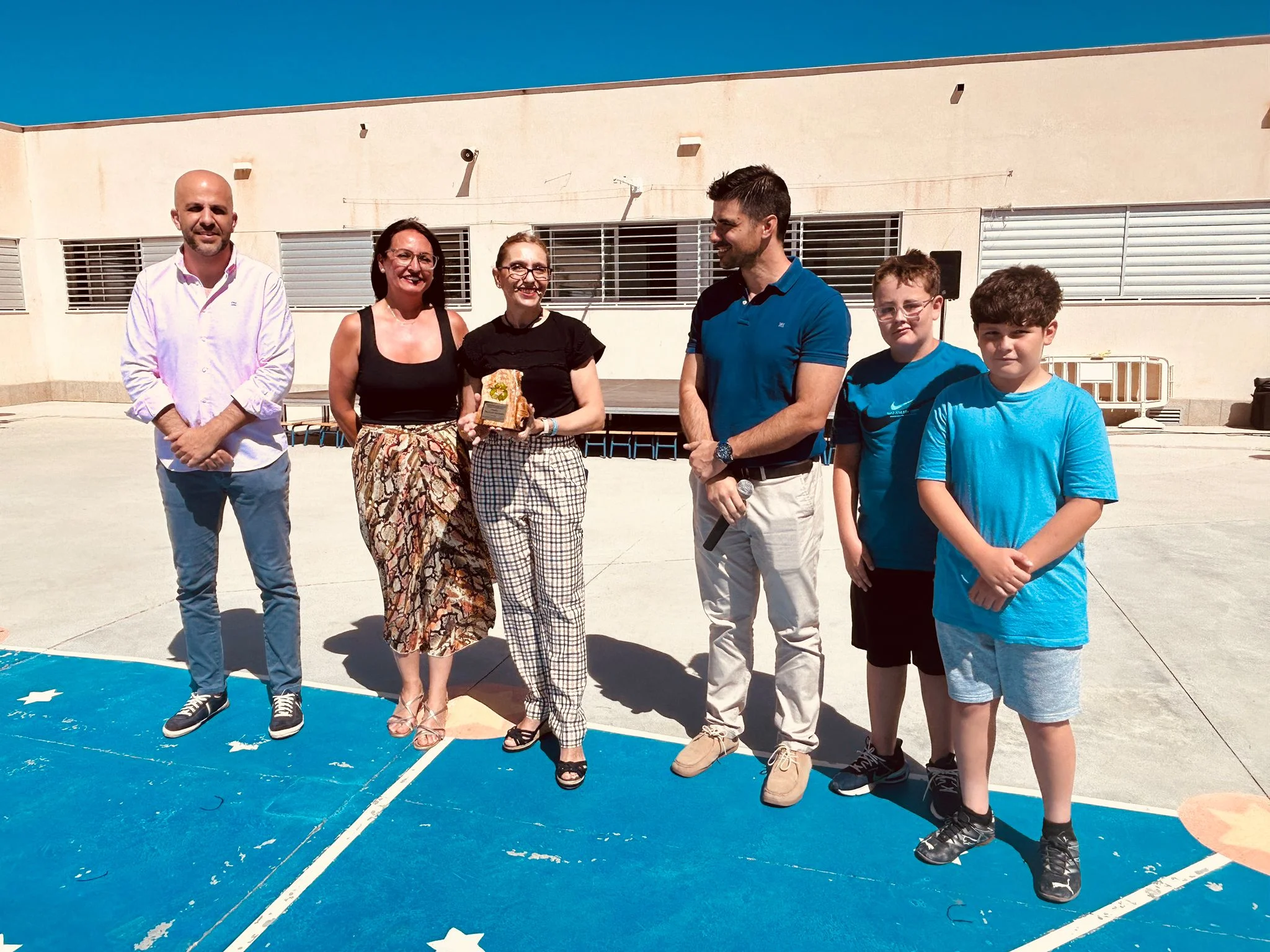 El CEIP Las Naciones de Vélez-Málaga se proclama ganador del ‘I Concurso de Reciclaje Creativo’