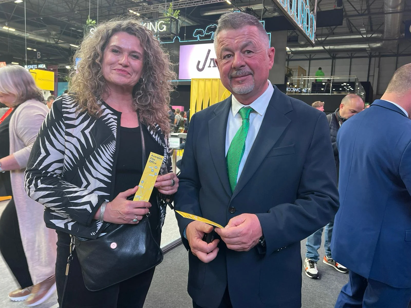 Jorge Martín junto a Piluca Querol en FITUR el 26 de enero de 2024 