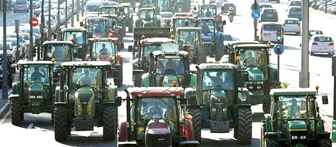 Las protestas del campo vuelven a movilizarse este míercoles y se concentraran frente a la subdelegación de gobierno en Málaga