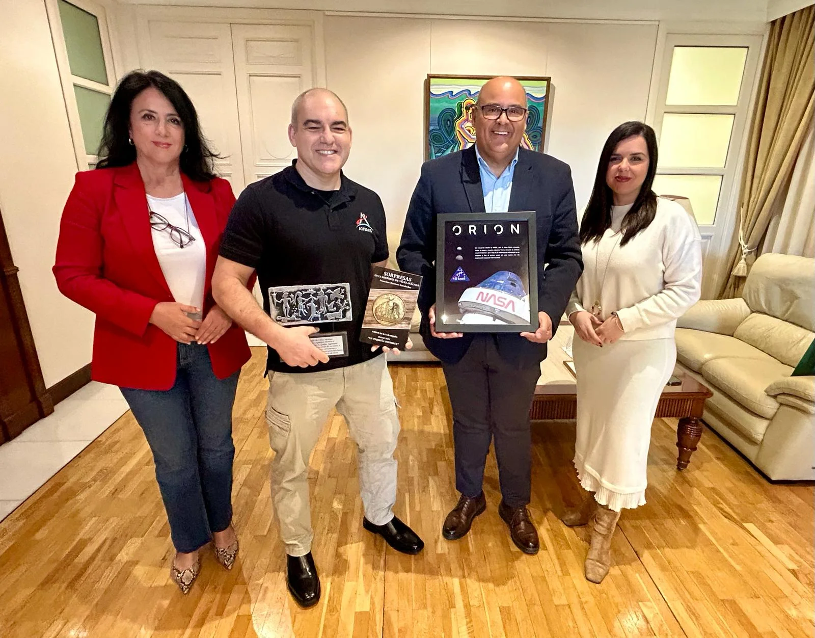 Carlo García-Galán junto a Jesús Lupiañez , Lourdes Piña y Alicia Ramírez en el ayuntamiento de Vélez-Málaga