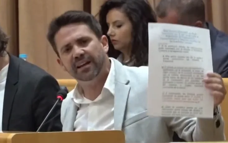 Jose Pino Galvez en su intervención en el punto 1 del pleno ordinario de febrero de 2024 del ayuntamiento de Vélez-Málaga llevado a cabo en el salon de plenos el 23 de febrero