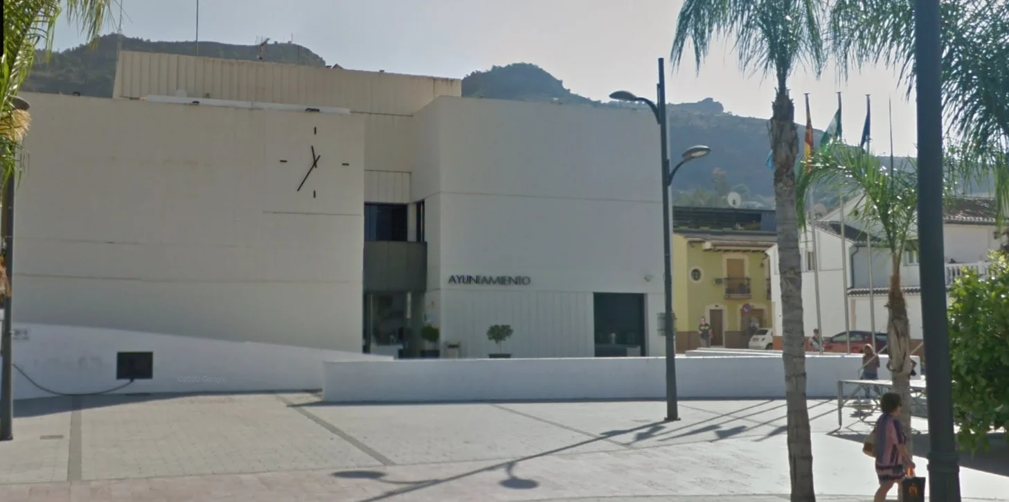 Tragedia en Pizarra un Hombre mata a su expareja y se suicida en plena calle