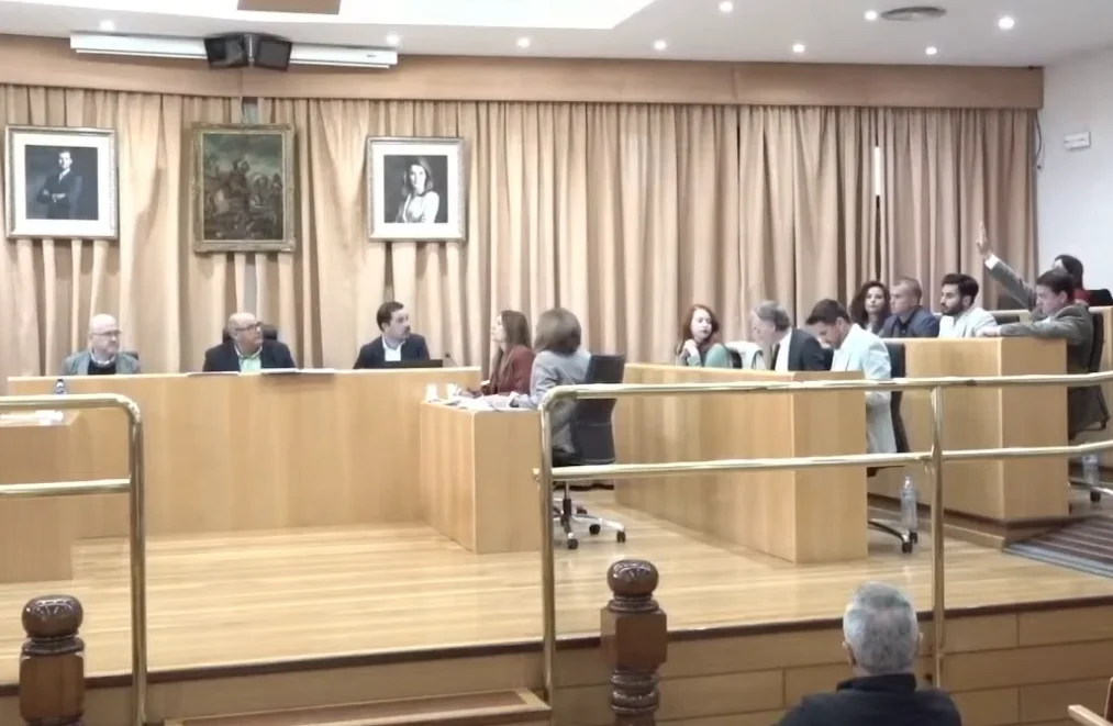 El pleno de Vélez-Málaga rechaza contundentemente la propuesta de VOX para denunciar las catastróficas consecuencias del Pacto Verde Europeo