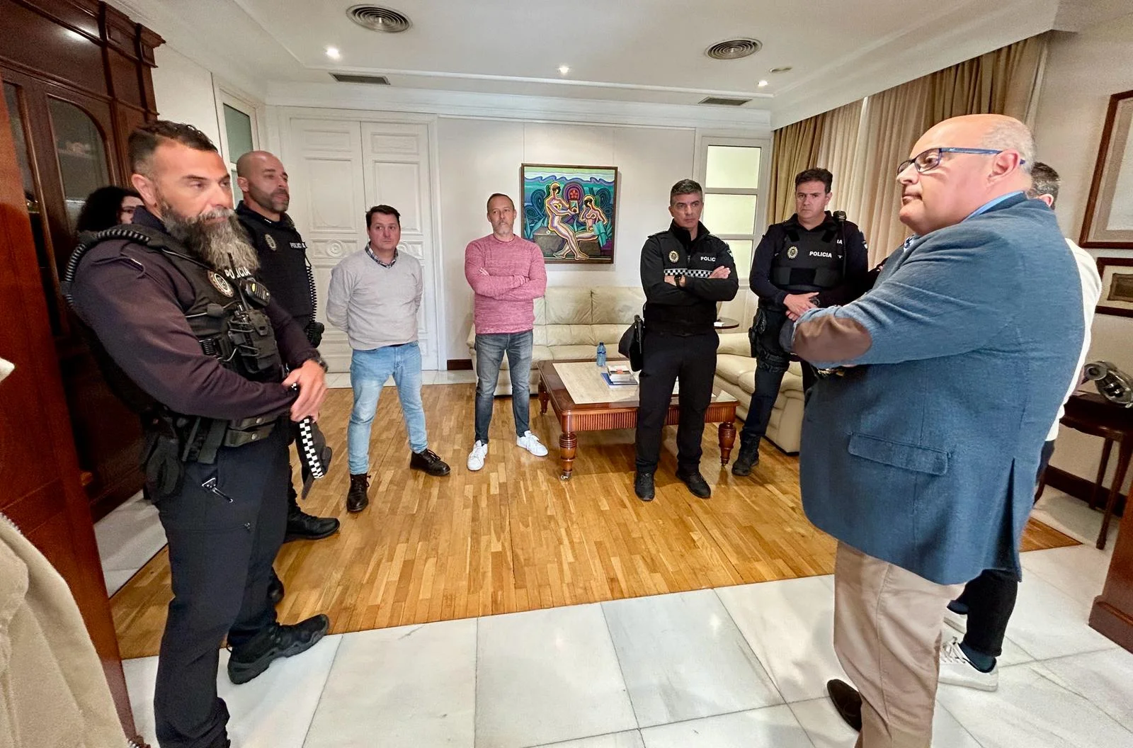 Reconocimiento a diferentes agente de la policia local de velez-malaga el 26 de febrero de 2024 en el ayto de Vélez-Málaga