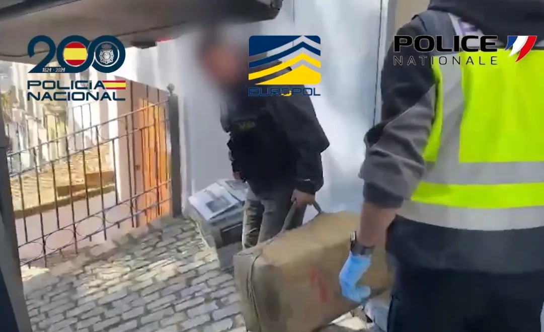 Registros en Vélez-Málaga tras una Operación Coordinada por Europol en la que se han detenido 9 personas   