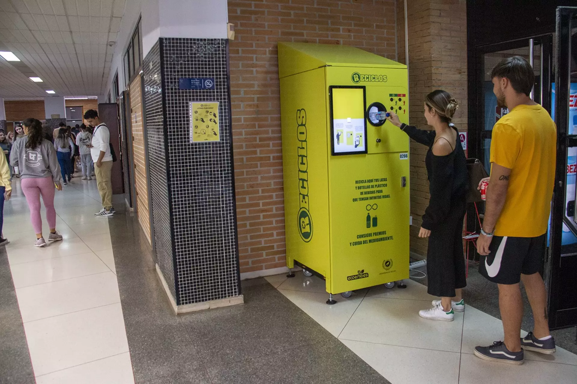 Estos son los 12 lugares en Málaga donde se puede obtener dinero al recalar en una máquina