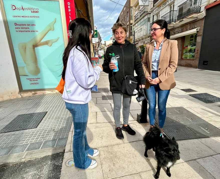 La Policía Local de Vélez-Málaga realiza 84 actas sancionadoras durante una campaña de limpieza lanzada por Medio Ambiente