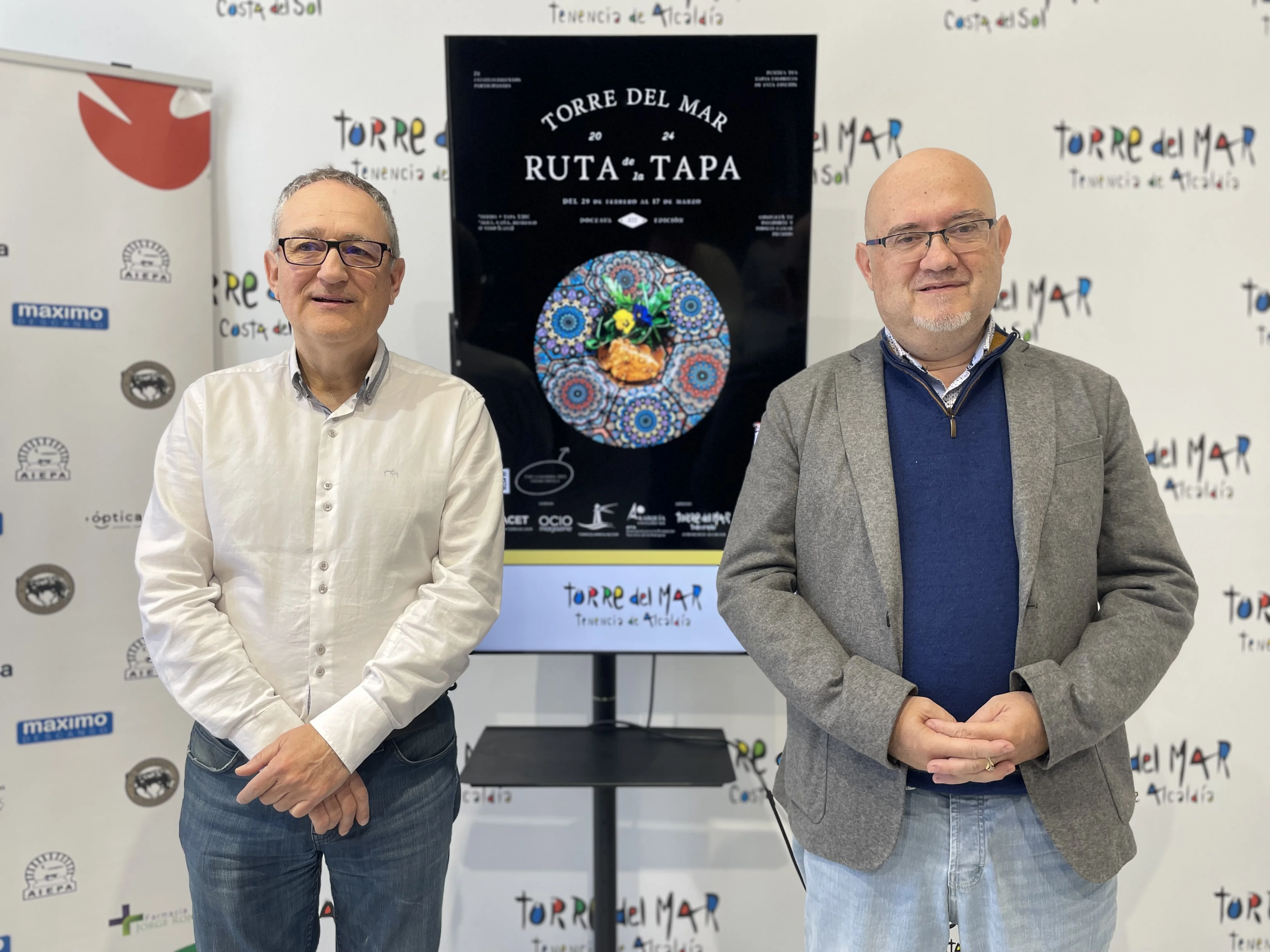 Jesús Pérez atencia junto al presidente de ACET el 22 de febrero de 2024