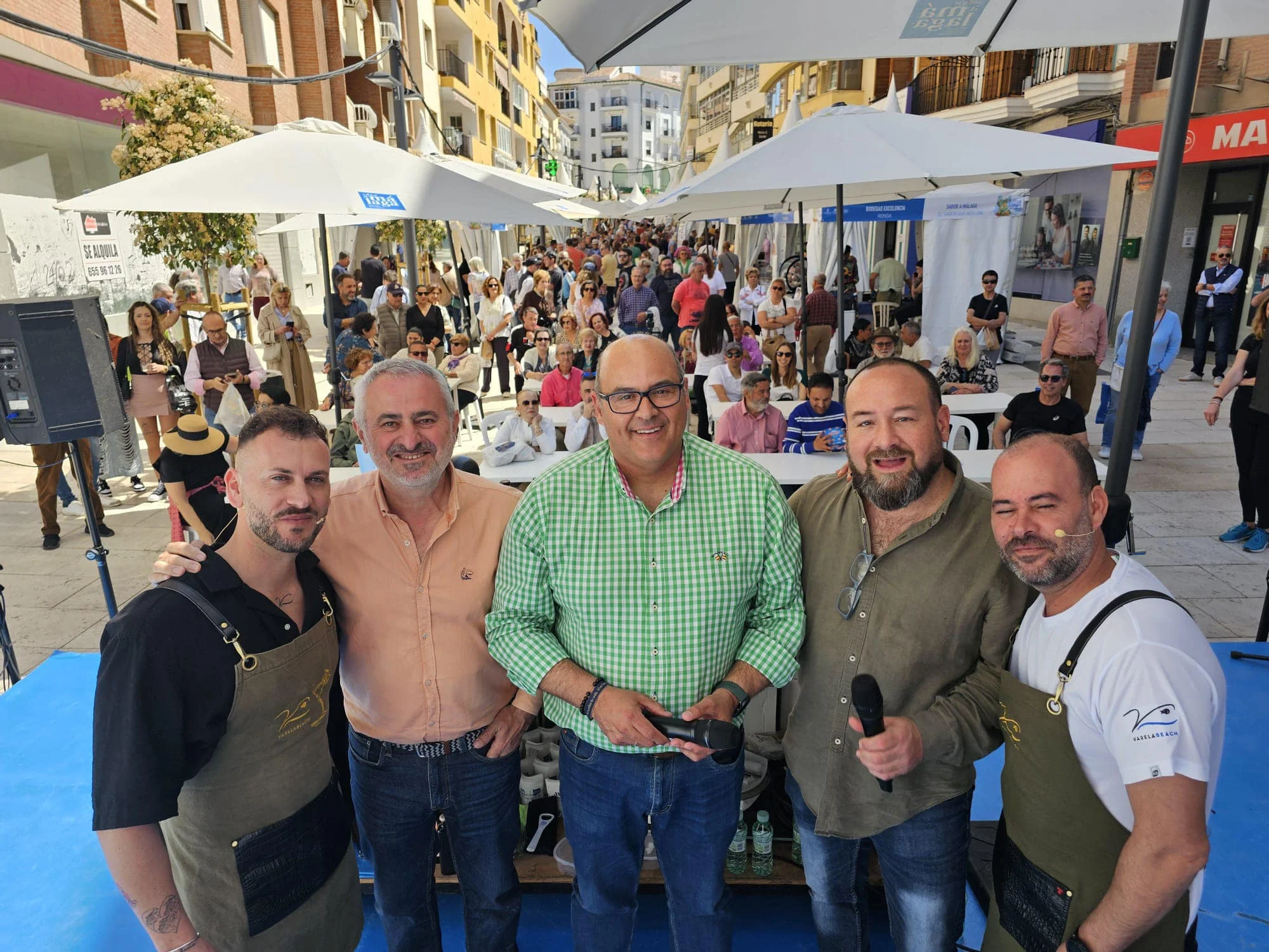 El alcalde hace balance de la exitosa Feria ‘Sabor a Málaga’ en Vélez-Málaga, que ha tenido una afluencia masiva y ha dejado 100.000 euros en ventas entre los 34 stands 