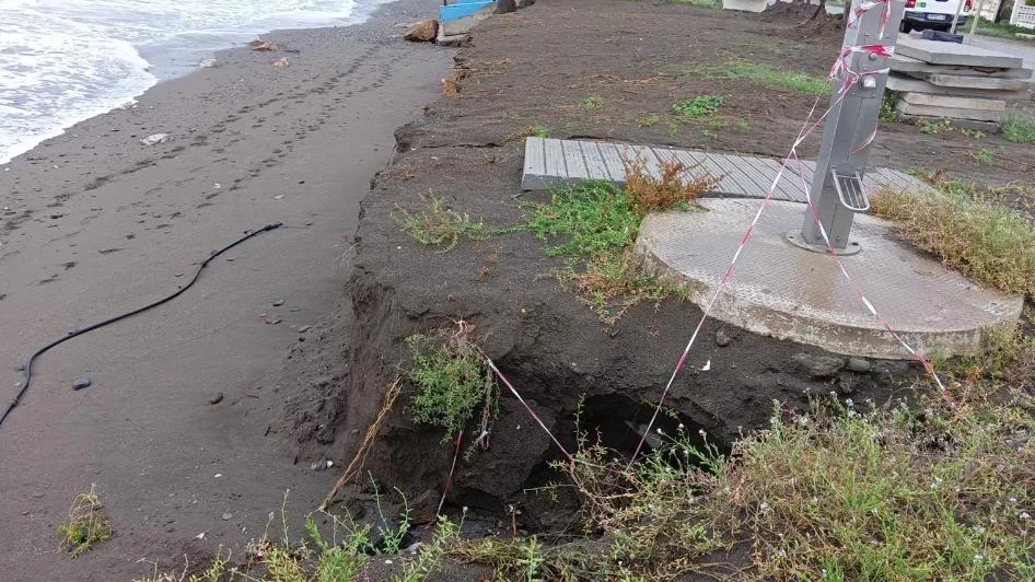 Rincón de la Victoria reclama la estabilización del litoral tras los daños del último temporal