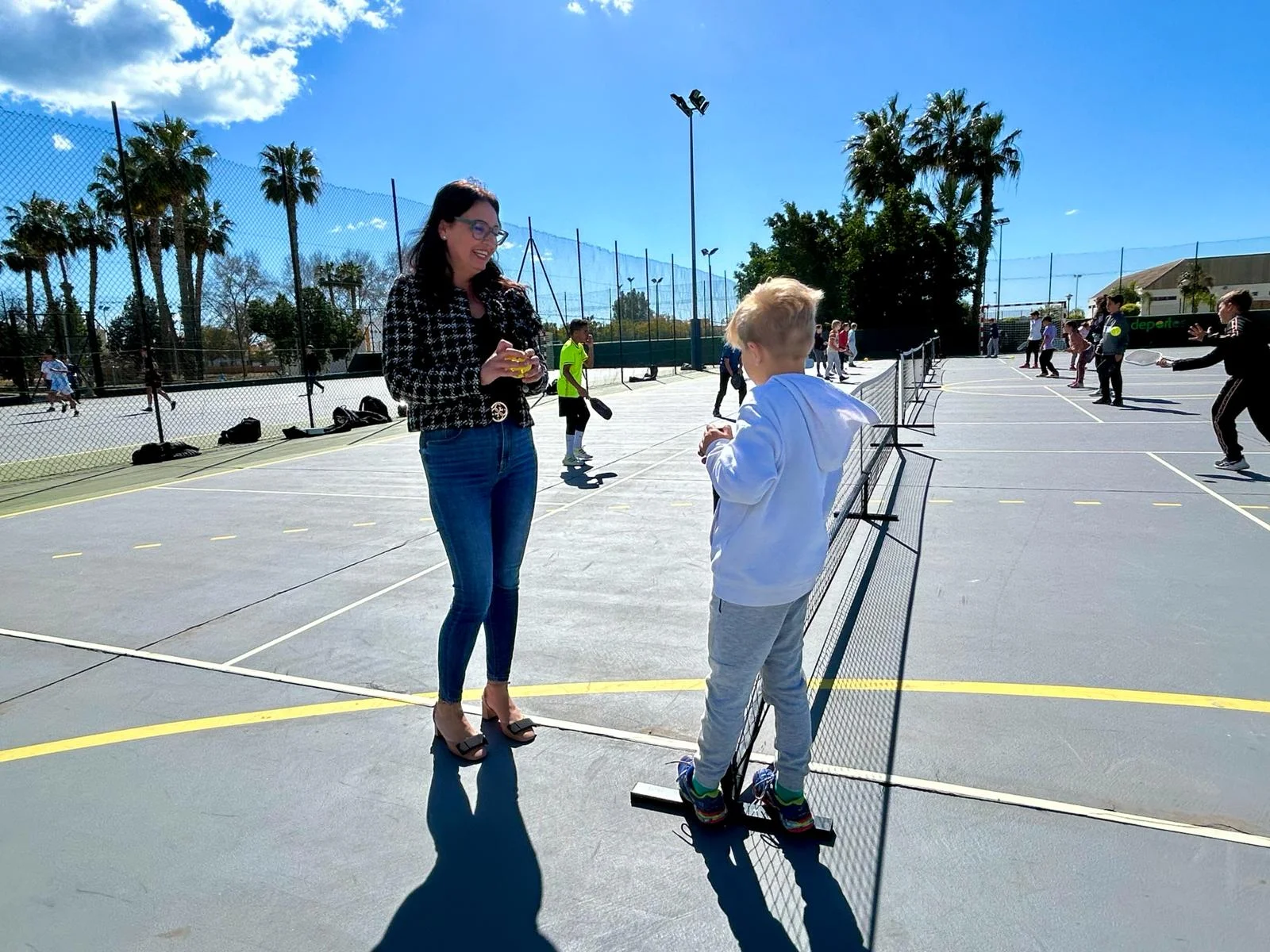 Un centenar de escolares veleños disfrutan del Campamento Lúdico-Deportivo de Semana Blanca