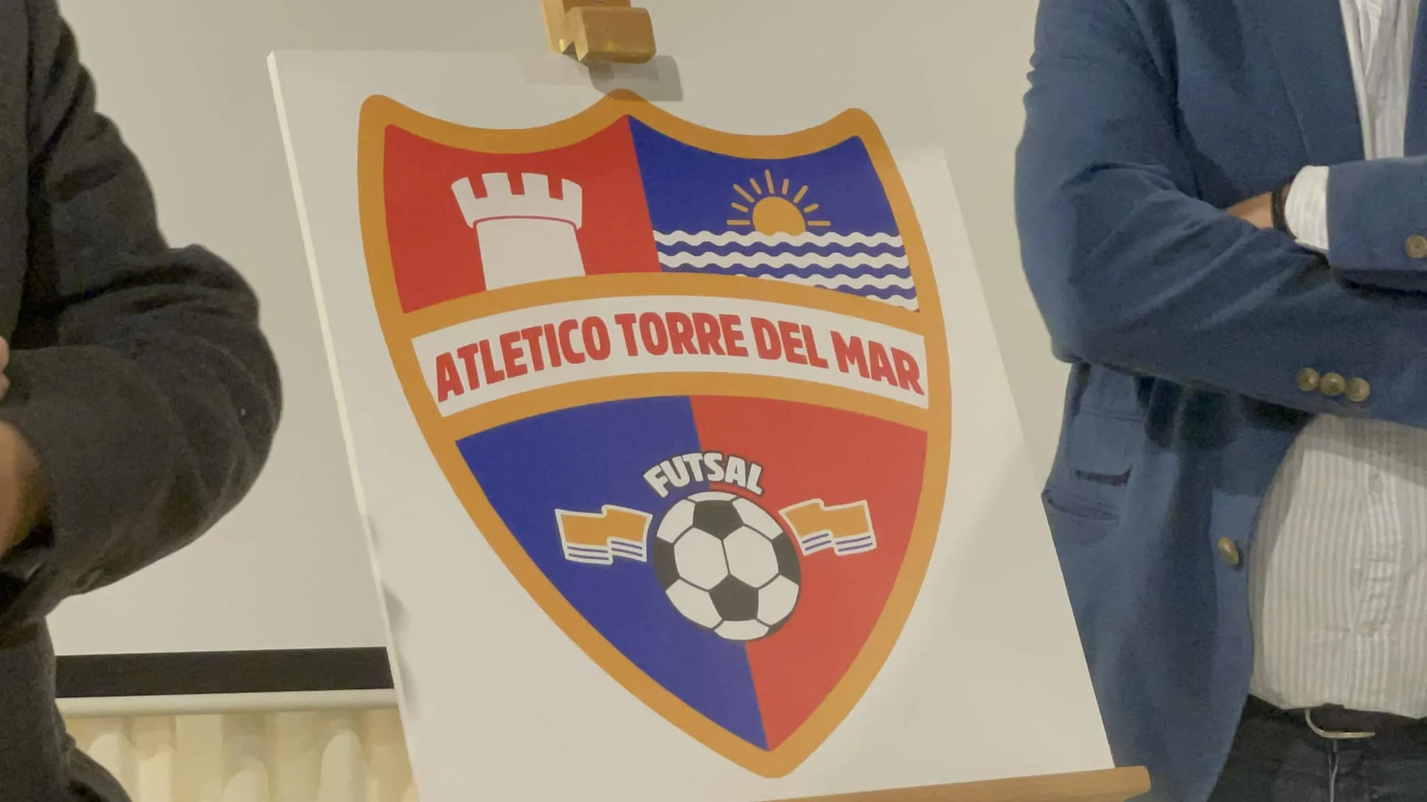 El Centro Cultural Nuestra Señora del Carmen vive una tarde histórica con el nacimiento del Atlético Torre del Mar