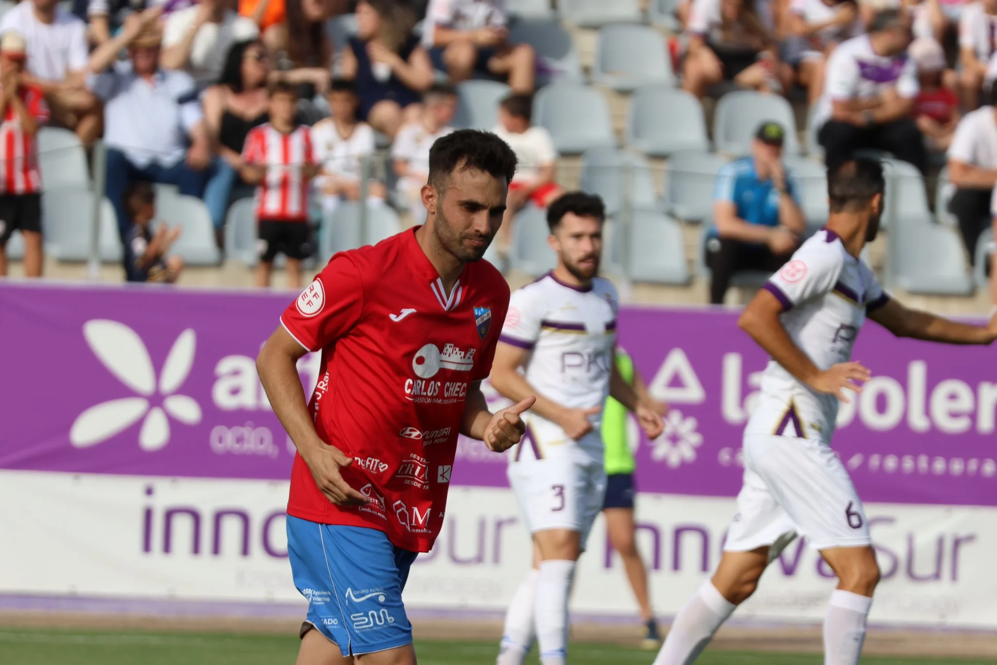 Empate sin goles ante el Real Jaén deja a la UD Torre del Mar fuera del camino de ascenso a Segunda Federación