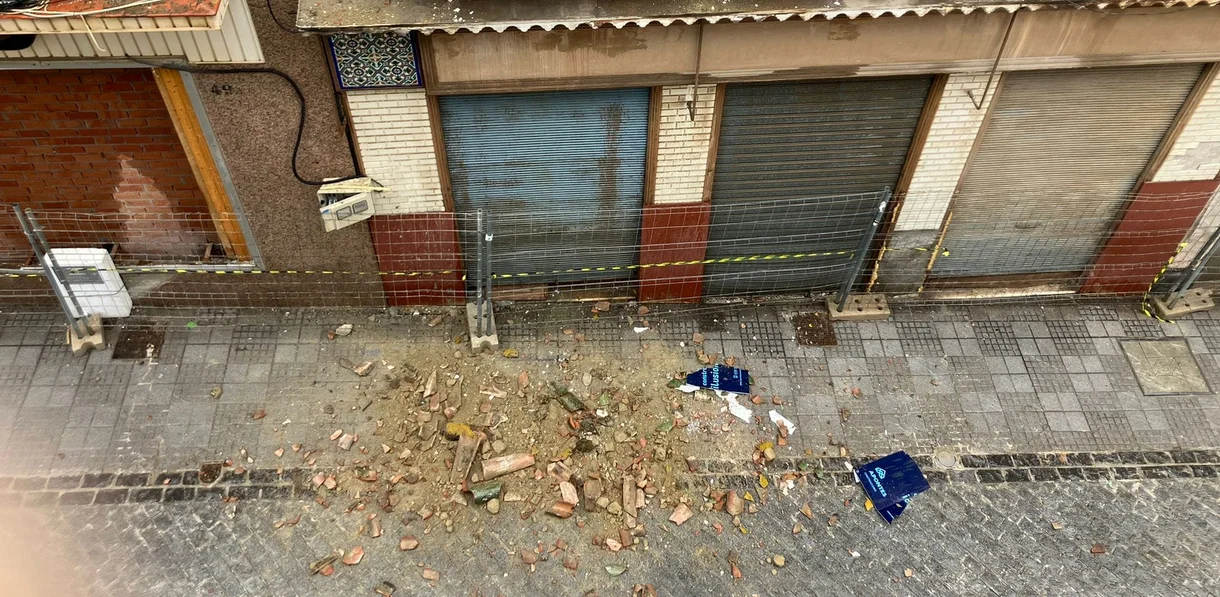 Las consecuencias del temporal se dejan sentir en el centro histórico de Vélez-Málaga