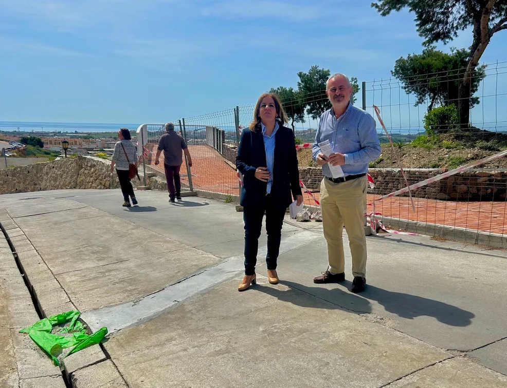 Vélez-Málaga dispondrá de un depósito subterráneo que recogerá aguas pluviales en el nuevo jardín-mirador de la Fortaleza   