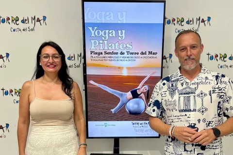 Las Playas de Torre del Mar, Caleta y Benajarafe retoman las clases de yoga y pilates