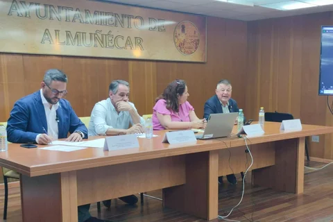 La Axarquía Participa en la Jornada Sequía, Cambio Climático y Ciclo Urbano del Agua' en Almuñécar