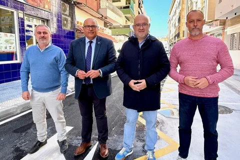 Inaugurada y abierta al tráfico la Calle Doctor Fleming de Torre del Mar