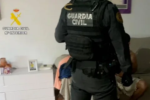 Cae una organización criminal en Málaga que usaba viviendas conectadas por unos túneles
