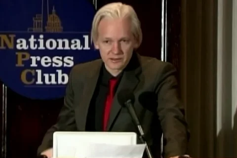 La justicia Britanica decide este martes el futuro de Julian Assange fundador de Wikileaks