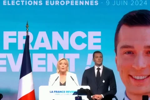 La ultraderecha de Marine Le Pen reina en Francia mientras Macron asume la realidad