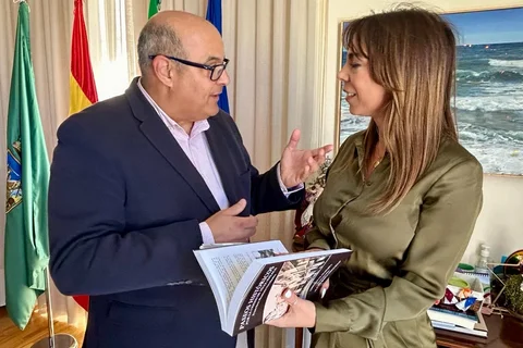 El alcalde de Vélez-Málaga y Teresa Prado han tratado este miercoles diversos asuntos importantes para el municipio 