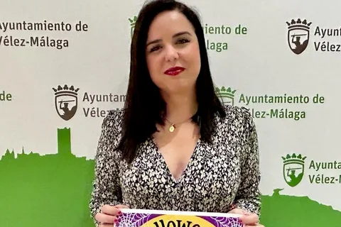 Lourdes piña en la presentación de Halloween Vélez-Málaga 
                                    2023