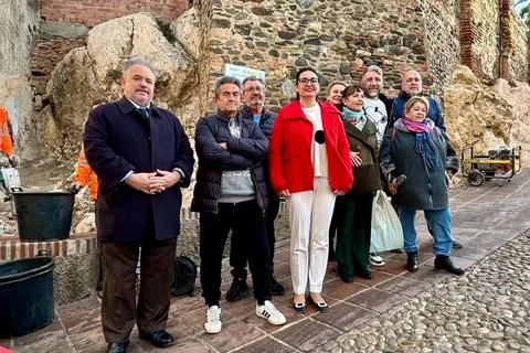 El Ayuntamiento de Vélez-Málaga impulsa la transformación del barrio de la Villa financiada por el PFEA