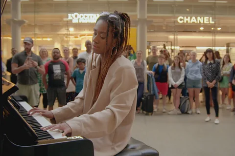 'El Piano' El Programa que Desembarca en la Sexta para Transportarnos a Través de la Armonía de la Música