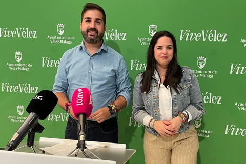 Vélez-Málaga ya cuenta con las propuestas para los escudos de oro de la ciudad