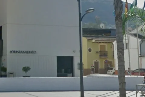 Tragedia en Pizarra un Hombre mata a su expareja y se suicida en plena calle