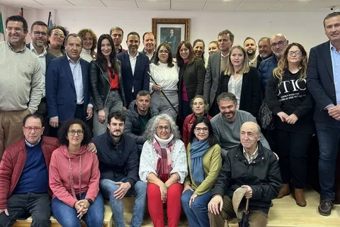 PSOE e IU abren un nuevo tiempo en Humilladero tras prosperar la moción de censura al Partido Popular 
