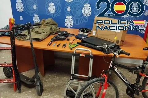 Detenido un varón de 44 años en Málaga por el robo con fuerza en media docena de naves industriales