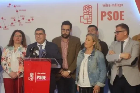 La dimisión en bloque de 19 miembros de la ejecutiva del PSOE en Vélez-Málaga impulsaría un proceso de cambio