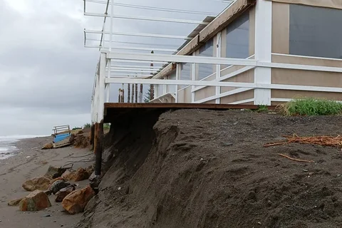 Rincón de la Victoria exige al Gobierno de España la estabilización del litoral tras los daños sufridos por el temporal