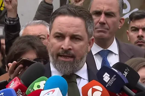 Santiago Abascal ante la prensa el lunes 13 de noviembre de 2023