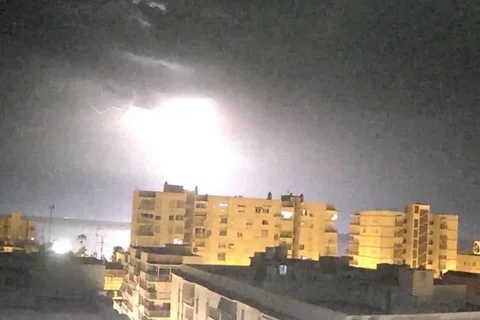 AEMET Amplía el Aviso Amarillo por Lluvias y Tormentas en la Axarquía hasta el Viernes